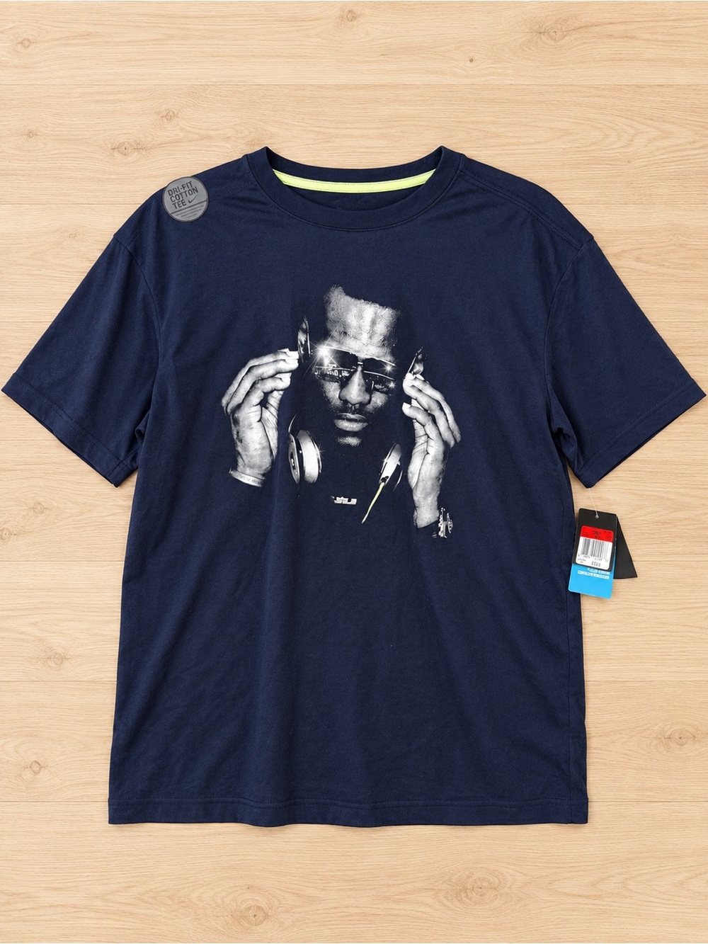 NWT Nike LeBron James "Beats by Dre" Dri-FIT T-shirt in navy blue Large